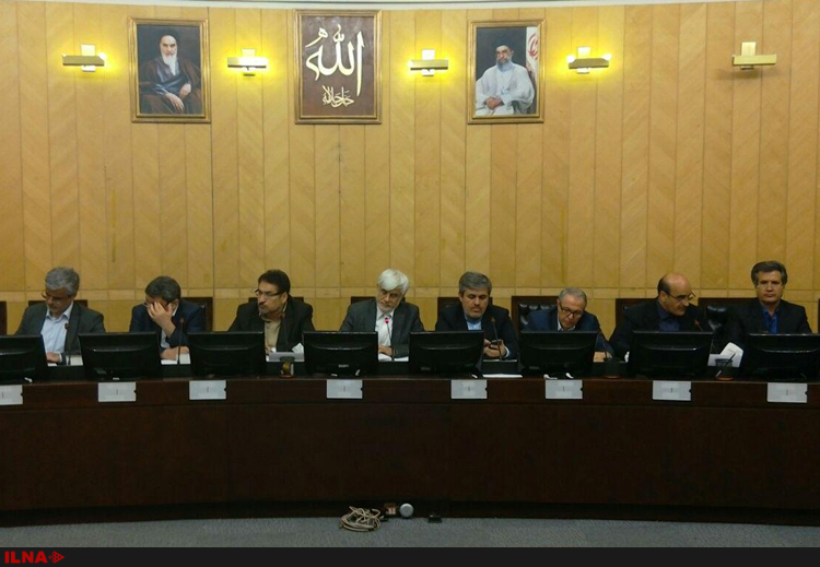 آخوندی و آوایی از برنامههای خود در فراکسیون امید دفاع کردند آخوندی و آوایی از برنامههای خود در فراکسیون امید دفاع کردند