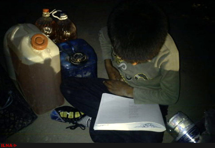 کودکانه‌هایی که در شعله‌های فقر و محرومیت به آتش کشیده می‌شوند