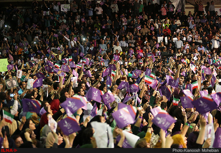 دختران طرفدار حسن روحانی دختران طرفدار حسن روحانی