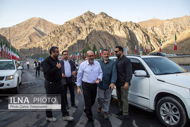بازدید رئیس بنیاد مستضعفان از باند شرقی فاز ۲ آزادراه تهران شمال