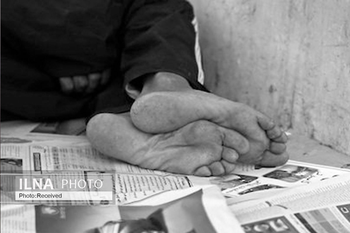 ۱۵ سال در خیابان زندگی کردم/ شب‌ها زیرِ ماشین، پشت شمشادها و خرابه‌ها می‌خوابیدم/ برخی برای تهیه مواد مجبور به تن‌فروشی می‌شوند
