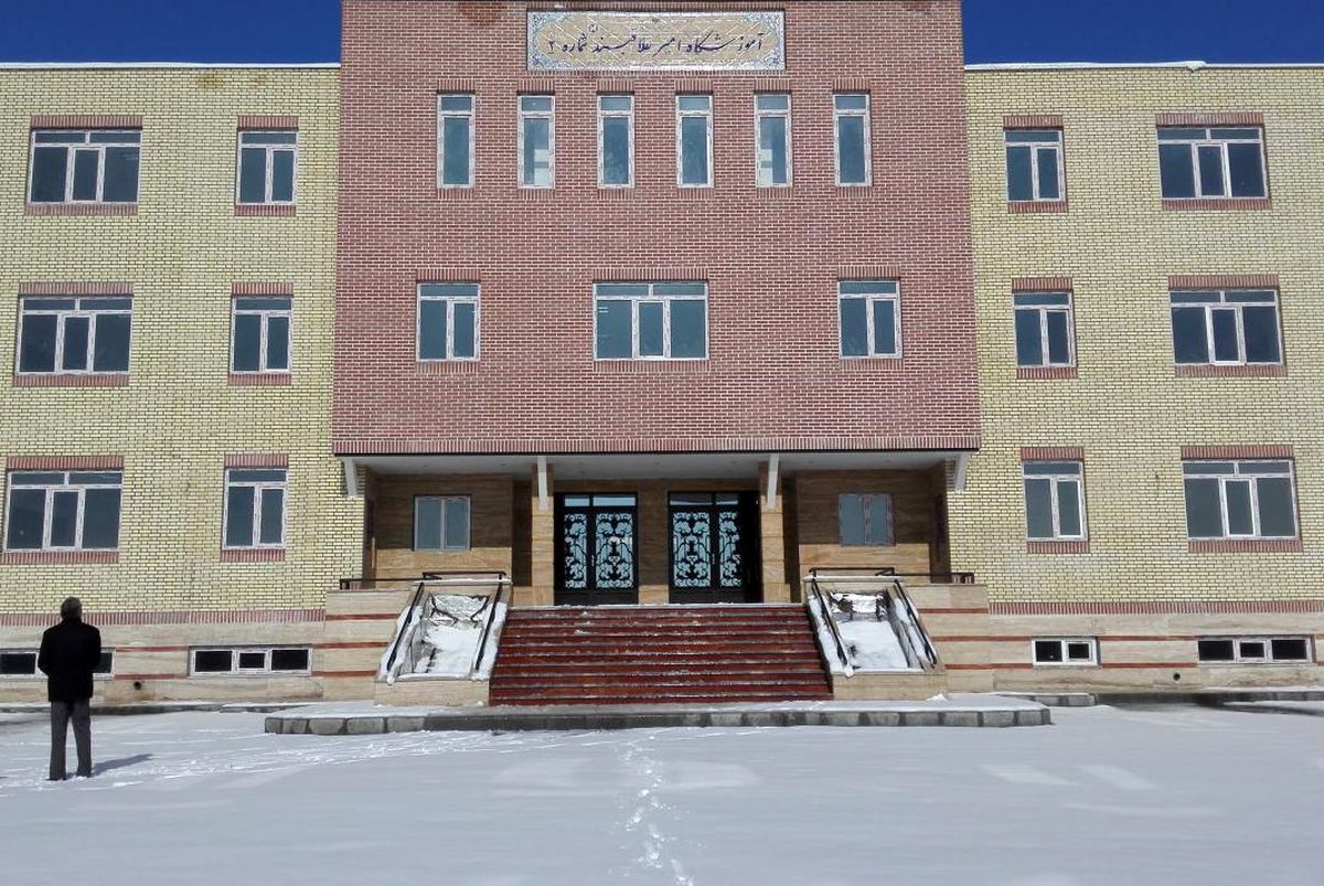 احداث 140 مدرسه مشارکتی و خیرساز در کردستان در طول 5 سال گذشته 