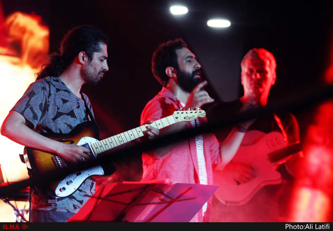 کنسرت موسیقی مهدی یراحی در اهواز