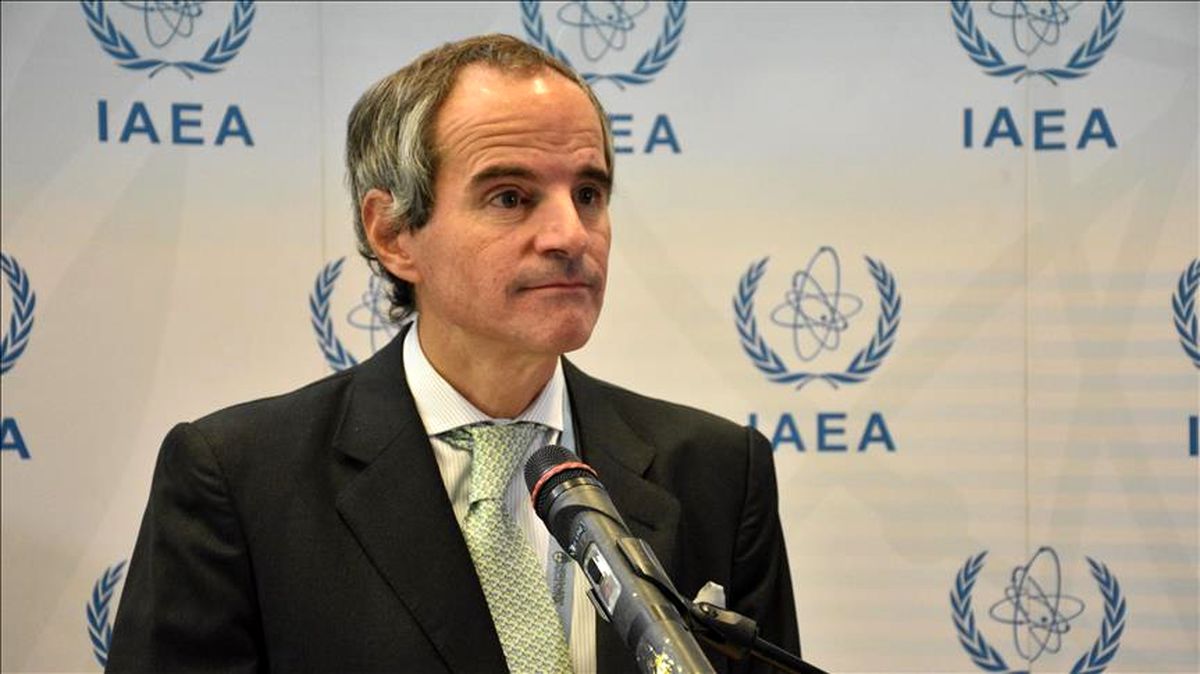 IAEA chief visits Tehran to discuss lifting of sanctions