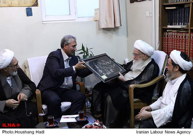 دیدار وزیر تعاون، کار و رفاه اجتماعی با مراجع تقلید استان قم-3 