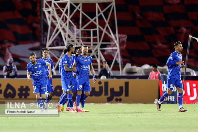دیدار تیمهای فوتبال استقلال تهران پرسپولیس تهران