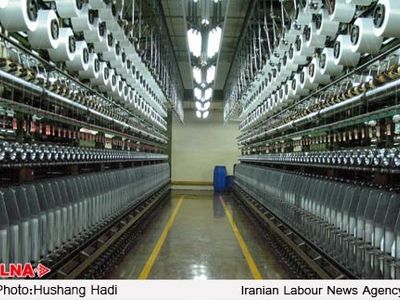 پلی اکریل درگیر مشکلات فراوان/ مطالبات مزدی کارگران پرداخت نشده است