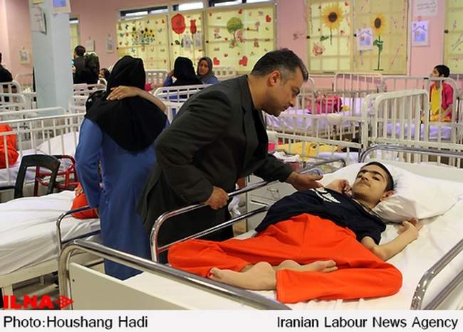 بازدید وزیر تعاون، کار و رفاه اجتماعی از «مرکز خیریه آموزش معلولین ج