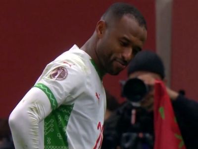 ویدئو: گل آکروباتیک ایوب الکعبی به زامبیا
