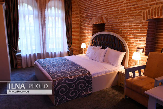 بازدید رئیس جمهور آذربایجان و همسرش از کاروانسرای شاه عباس