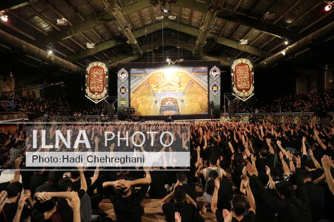 مراسم عزاداری شب چهارم ماه محرم در هیئت خادم الرضا (ع) قم