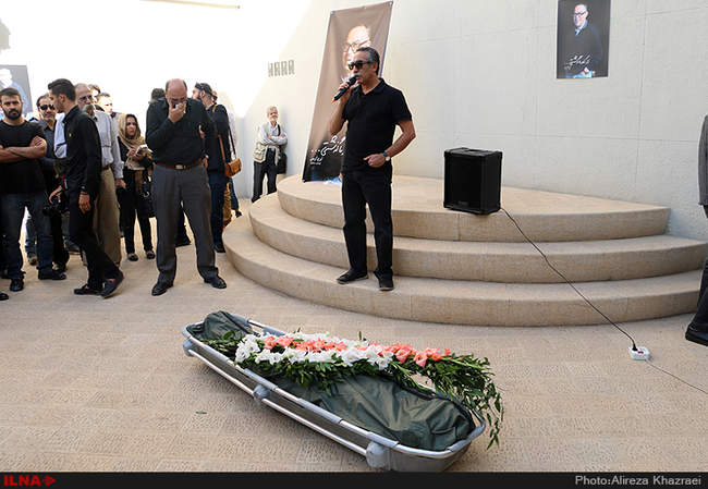 مراسم تشییع پیکر ایرج کریمی کارگردان و منتقد سینما