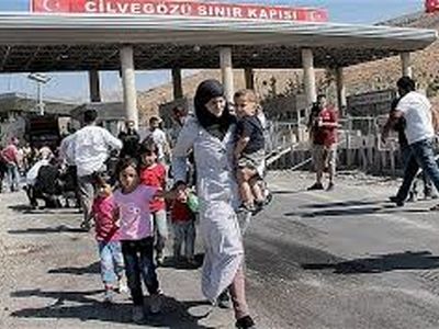 ترکیه هزاران پناهجوی سوری را مجبور به بازگشت به کشورشان کرده است