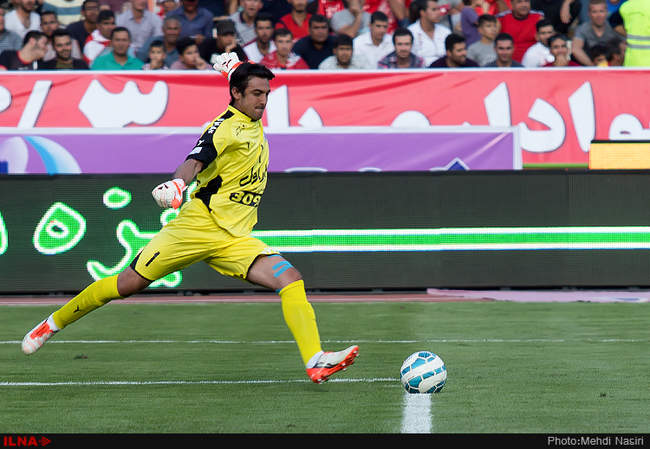 هشتاد و سومین داربی تیم های فوتبال استقلال و پرسپولیس