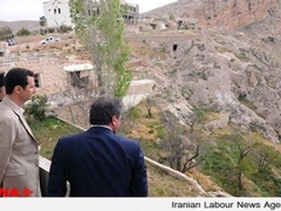 بشار اسد از شهر «معلولا» بازدید کرد
