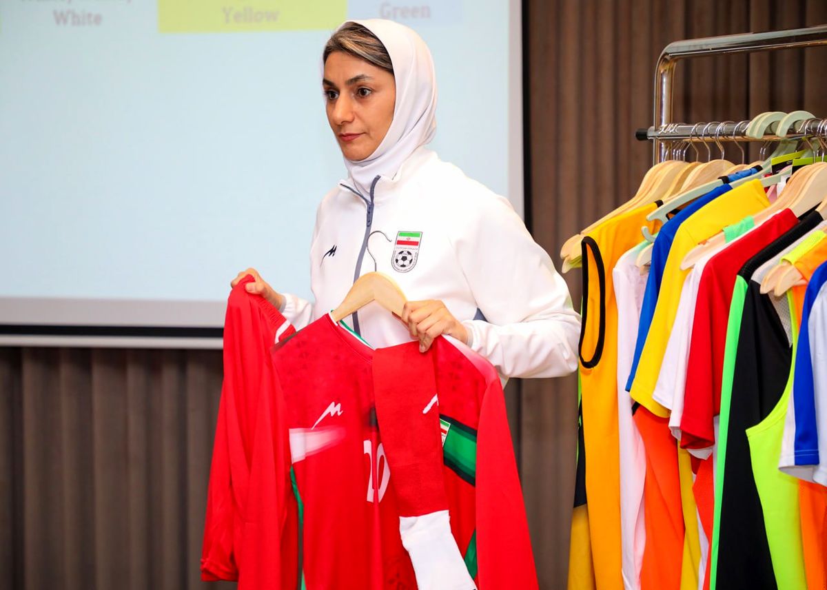 ایران برابر ازبکستان قرمز می‌پوشد