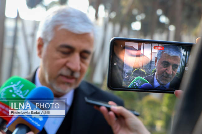 حاشیه جلسه هیئت دولت