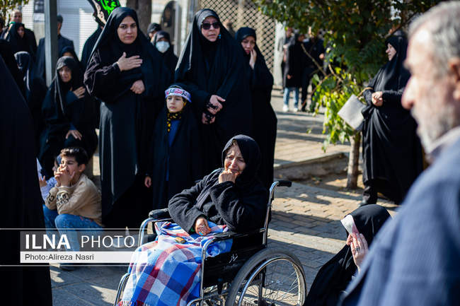 تشییع هشت لاله زهرایی در قزوین