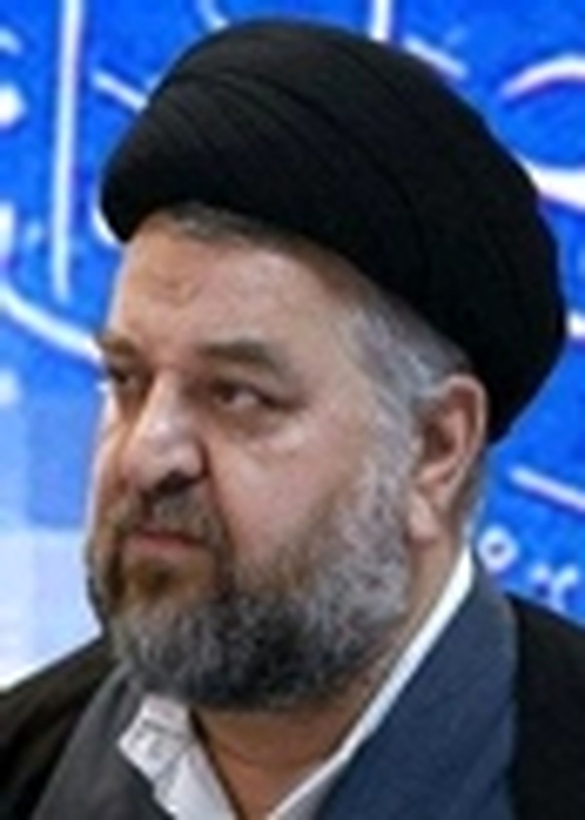 جامعه امروز بیشتر درگیر حاشیه است / انتقاد از رویکرد حذفی برخی از گروه‌های سیاسی در جامعه