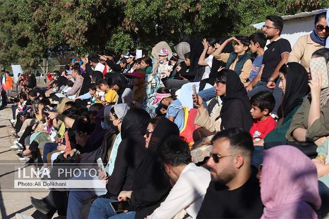 سومین جشنواره زیبایی و شوسواره استان هرمزگان