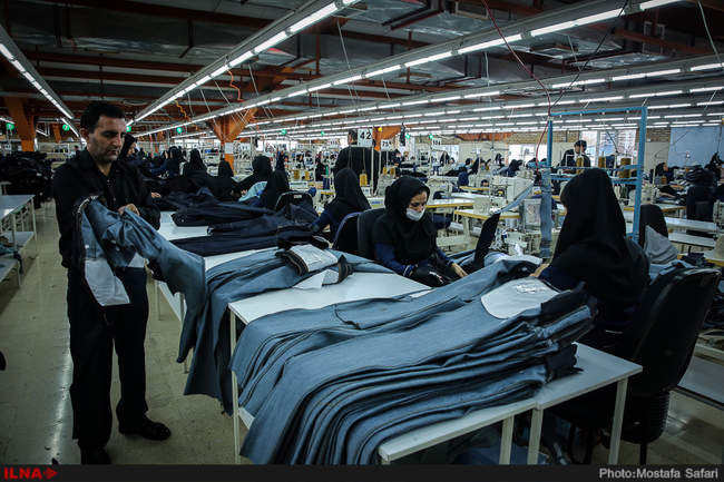 گزارش تصویری بازدید معاون توسعه اشتغال وزیر کار از کارخانه روناک جین