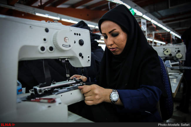 گزارش تصویری بازدید معاون توسعه اشتغال وزیر کار از کارخانه روناک جین