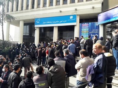 استاندار پیگیر مشکلات پرسنل شرکتی مخابرات گیلان می‌شود