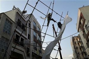 وقتی مسئولان لرزش دستان کارگران را نمی‌بینند!