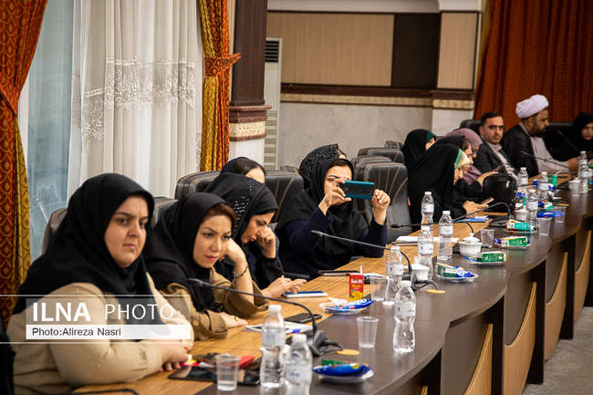 نشست خبری رئیس و اعضای هیات مدیره دوره سوم خانۀ مطبوعات استان قزوین