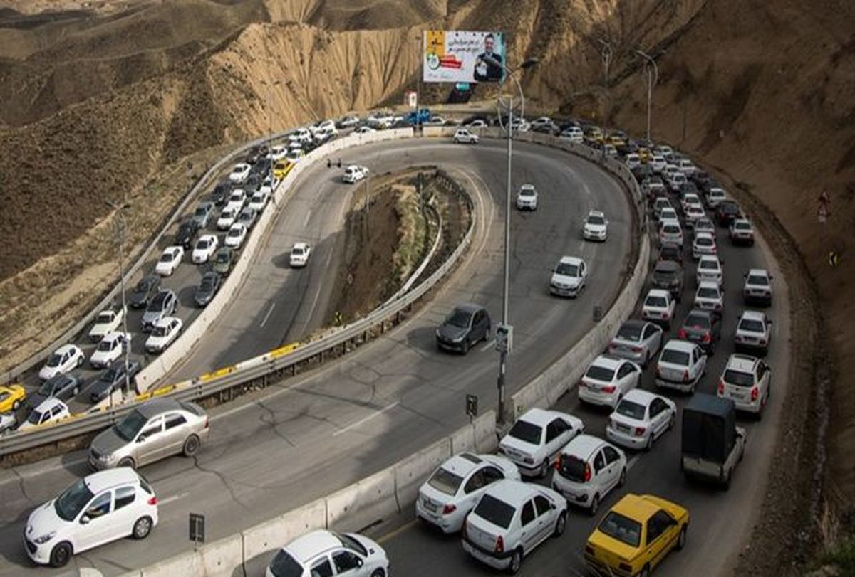 ترافیک نیمه سنگین در محور کندوان