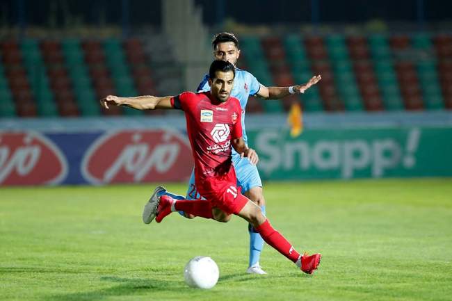 گزارش تصویری نیمه اول دیدار پرسپولیس مقابل پیکان