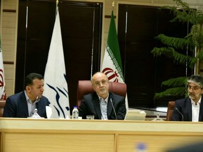تاکید استاندار البرز بر تکریم ارباب رجوع و تسریع کارها در ادارت