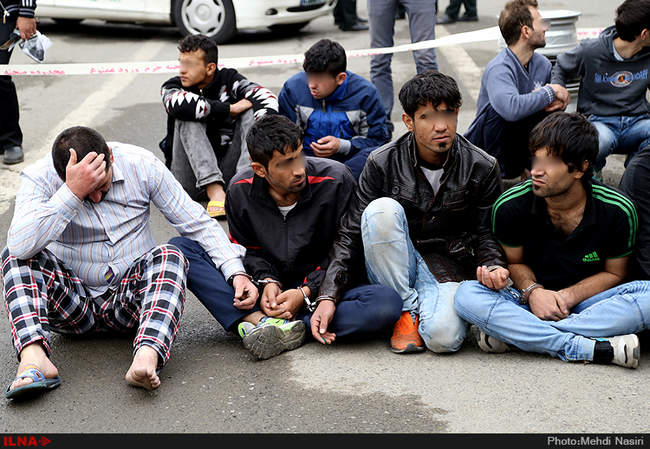 دستگیری ۱۴۳ سارق  لوازم داخلی خودرو