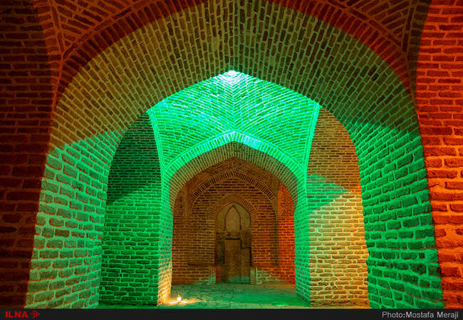 نماهای شبانه کاروانسرای ساسانی دیرگچین