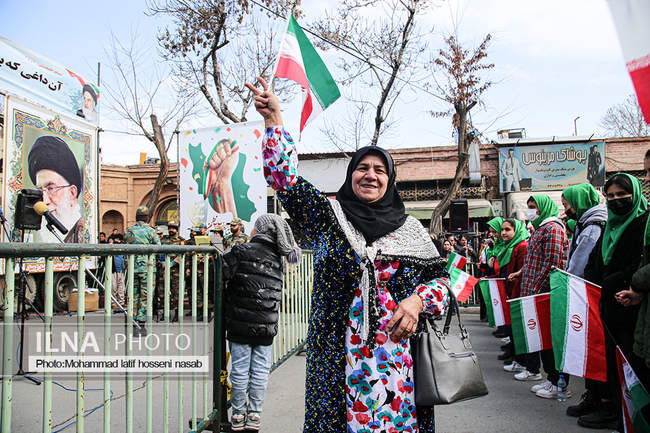 راهپیمایی یوم الله 22 بهمن در سنندج 