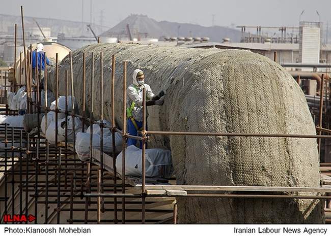 بازدید خبرنگاران از طرح افزایش تولید بنزین در پالایشگاه بندرعباس