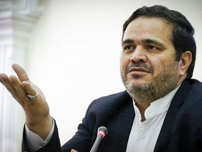 «عدالت استخدامی» و «عدالت در پرداخت» جزو شعارهای رئیس‌جمهور بوده که باید انجام شود/ مهلت گرفتن سازمان امور استخدامی در مورد طرح ساماندهی کارکنان دولت، تاخیر انداختن در کار بود/ مساله را با جدیت پیگیری می‌کنیم