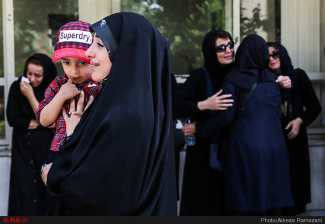 مراسم تشییع پیکر صدرالدین شجره