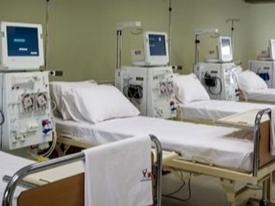 انجام بیش از ۱۵ هزار نوبت دیالیز در مجتمع دارویی درمانی هلال ایران