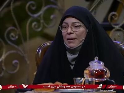 زهرا گنزالس آمریکایی روی آنتن شبکه یک: در کالیفرنیا کتک خوردم و آب دهان به سمتم پرتاب میکردند + فیلم