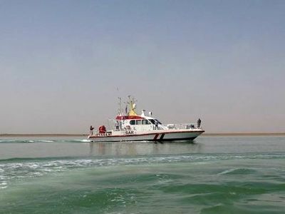 توقیف دو فروند شناور حامل سوخت قاچاق در هرمزگان/دستگیری 17 قاچاقچی