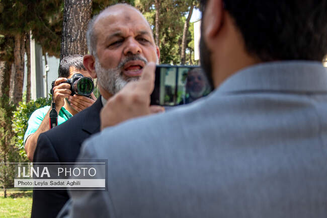  احمد وحیدی وزیر کشور