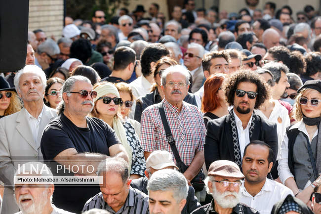 مراسم تشییع پیکر ناصر تقوایی