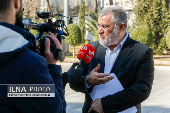 اعضای هیأت دولت در جمع خبرنگاران