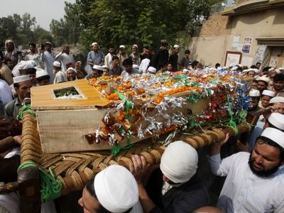 طالبان پاکستان مسئولیت ترور کاندیدای حزب «ملی عوامی» را برعهده گرفت
