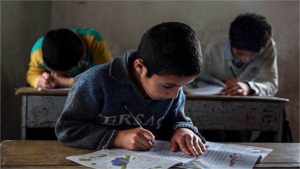 تحصیل رایگان ۲۳ هزار دانش آموز تحت پوشش کمیته امداد در مدارس غیردولتی، نمونه‌دولتی و هنرستان‌های شاخص/ بازگشت ۴ هزار نفر تارک‌تحصیل به مدرسه