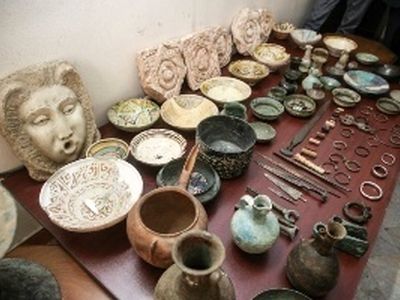 کشف و ضبط اشیاء تاریخی قبل از میلاد در سراب
