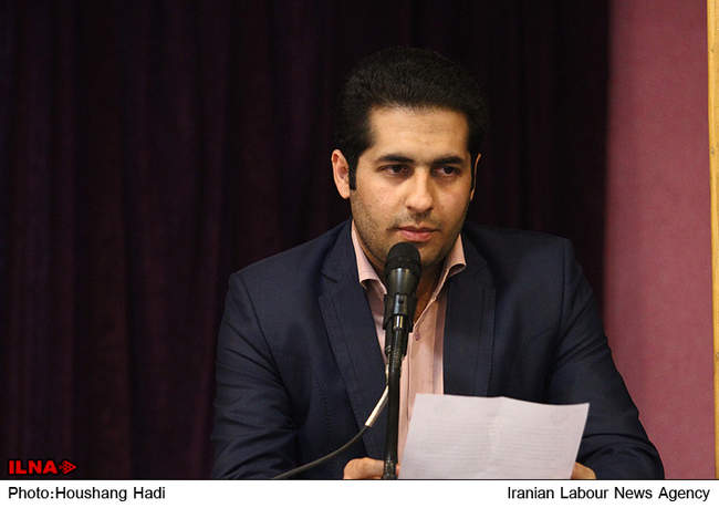گردهمایی _ نمایندگان کارگران قراردادی و پیمانی