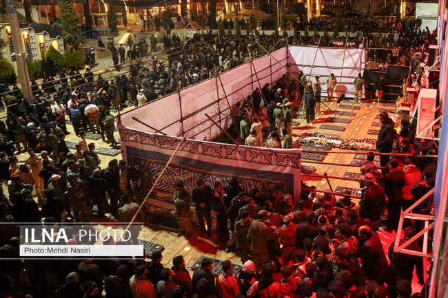 مراسم وداع کرمانی‌ها با پیکر پاک شهید سپهبد قاسم سلیمانی