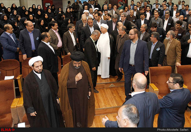 بازدید آیت الله هاشمی رفسنجانی از چند طرح در دانشگاه آزاد اسلامی واح�